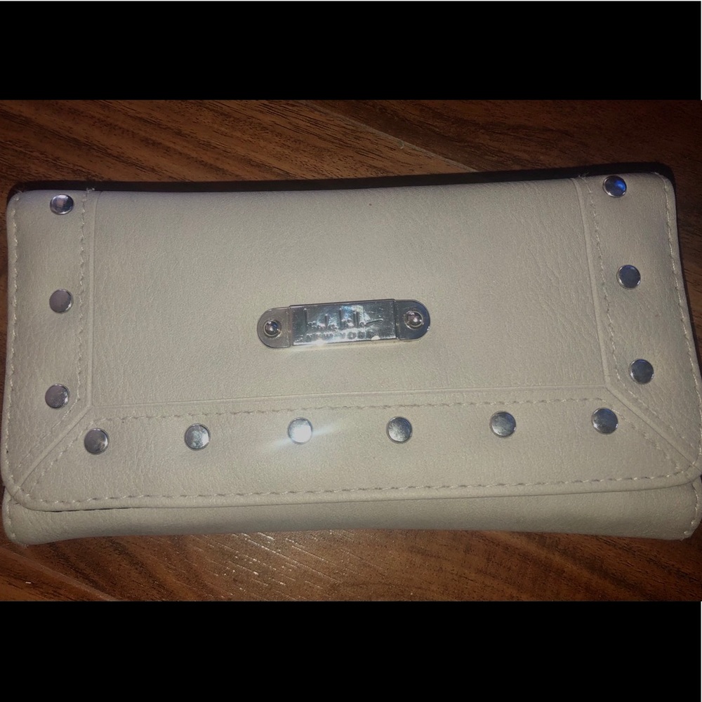 Nicole Miller Wallet